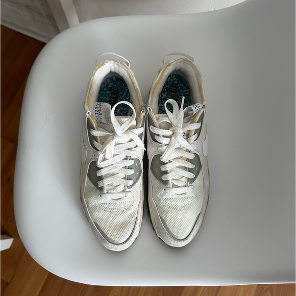 Nike Air Max Terrascape 90 in ‘Triple White’ - Picture 2 of 6